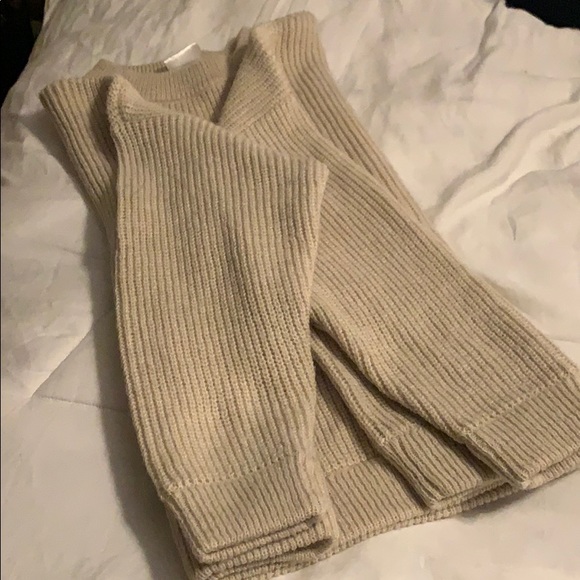 New sweater - Picture 2 of 2